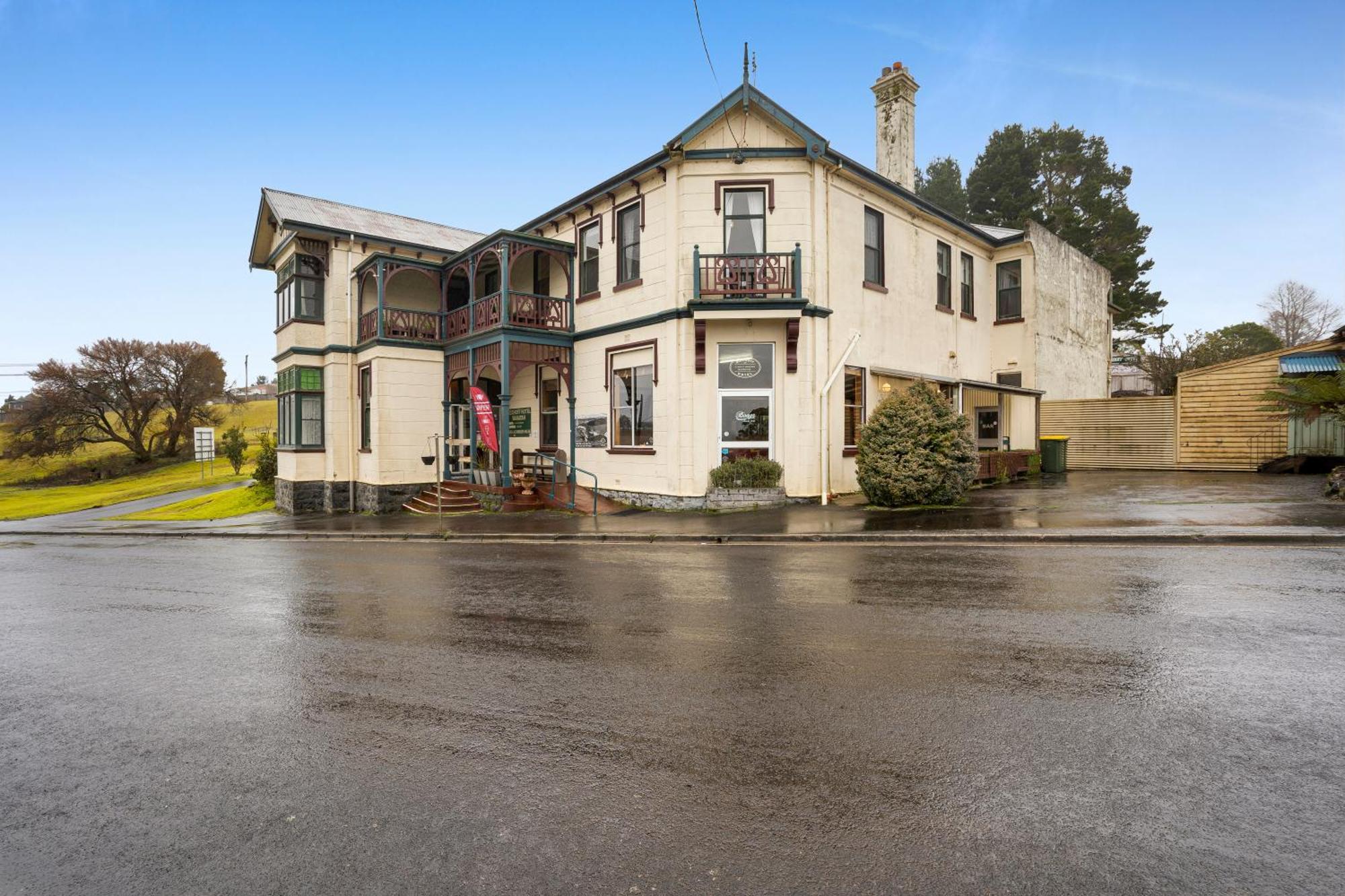 Bischoff Hotel Waratah Kültér fotó