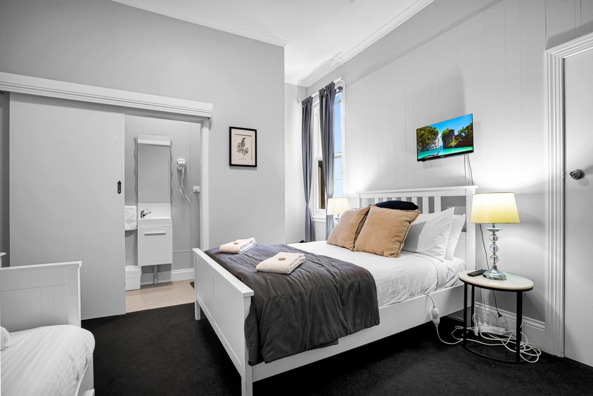 Bischoff Hotel Waratah Kültér fotó