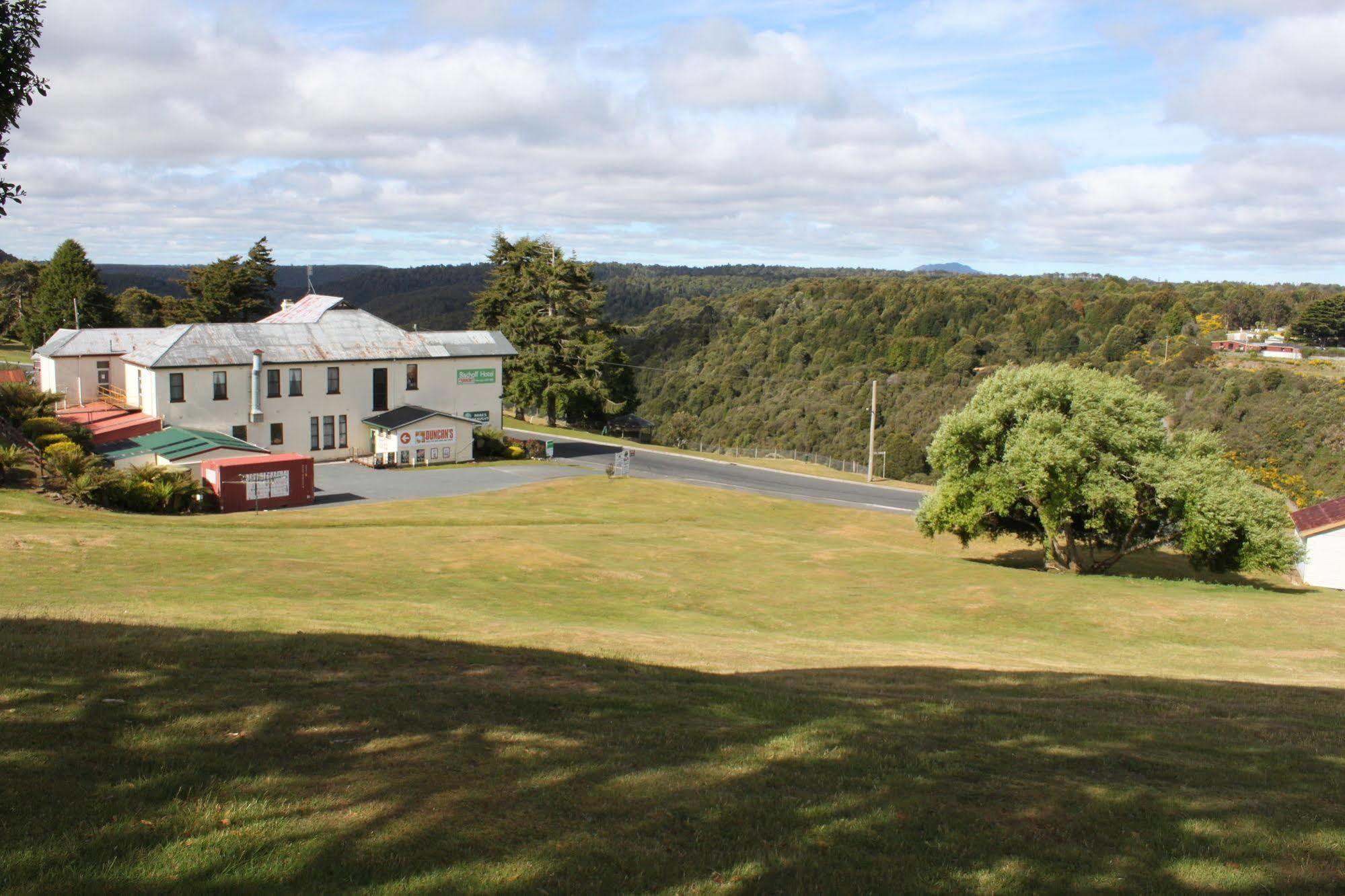 Bischoff Hotel Waratah Kültér fotó